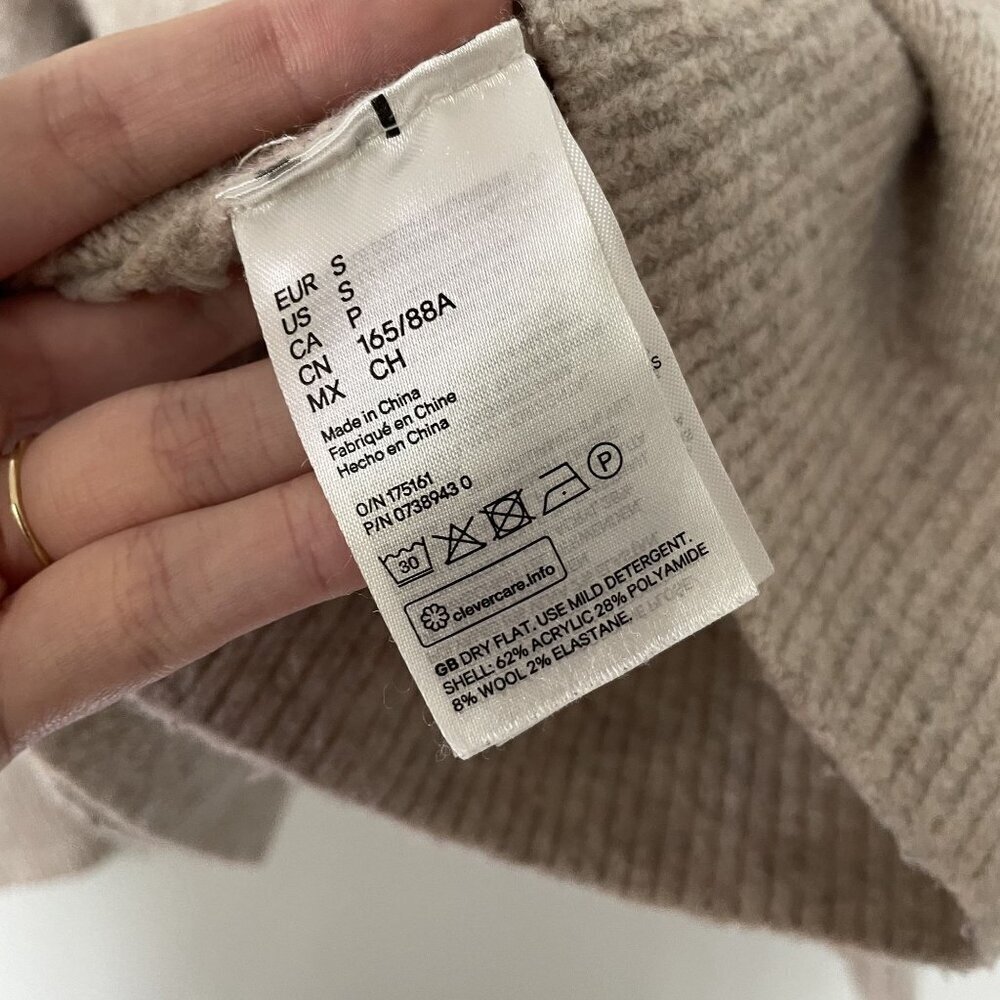 H&M women's size small beige tan turtleneck sweater casual comfortable warm knit - Picture 5 of 5